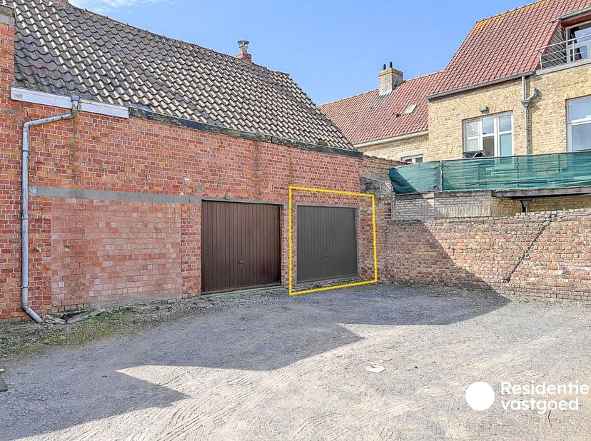 Garage à vendre
                    à 8600 Diksmuide