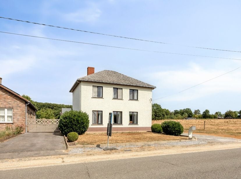 Molenstede (Diest): vrijstaande woning te koop met 4 slaapkamers op ruim perceel Deze vrijstaande woning is rustig gelegen in Molenstede, een deelgeme