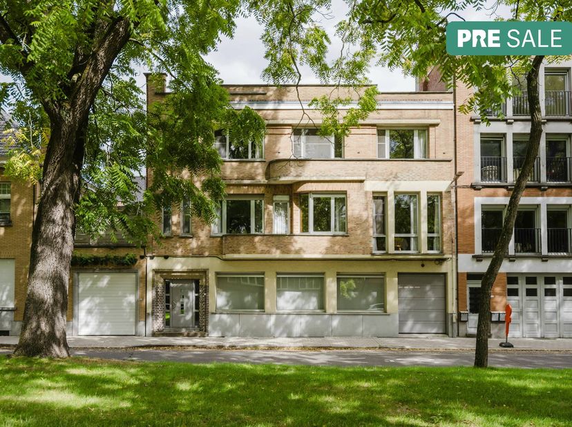 Huis te koop in Prinses Marie-Joséplein 1,
                    8500 Kortrijk