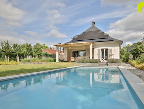                                         Villa te koop in Hove, € 1.095.000
