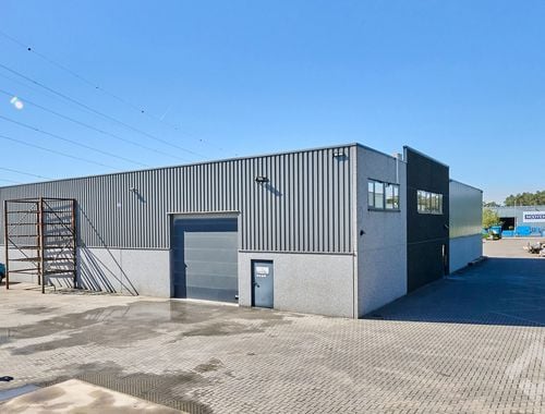                                         Bâtiment d’entreprise à vendre à Hechtel, € 498.000
