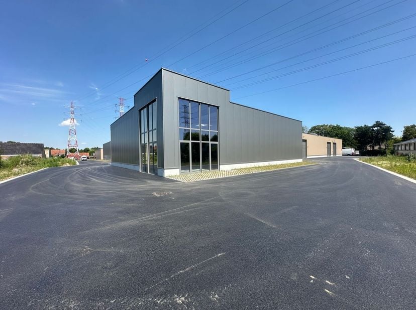 Bien professionnel à vendre à Menenstraat 506,
                    8560 Wevelgem