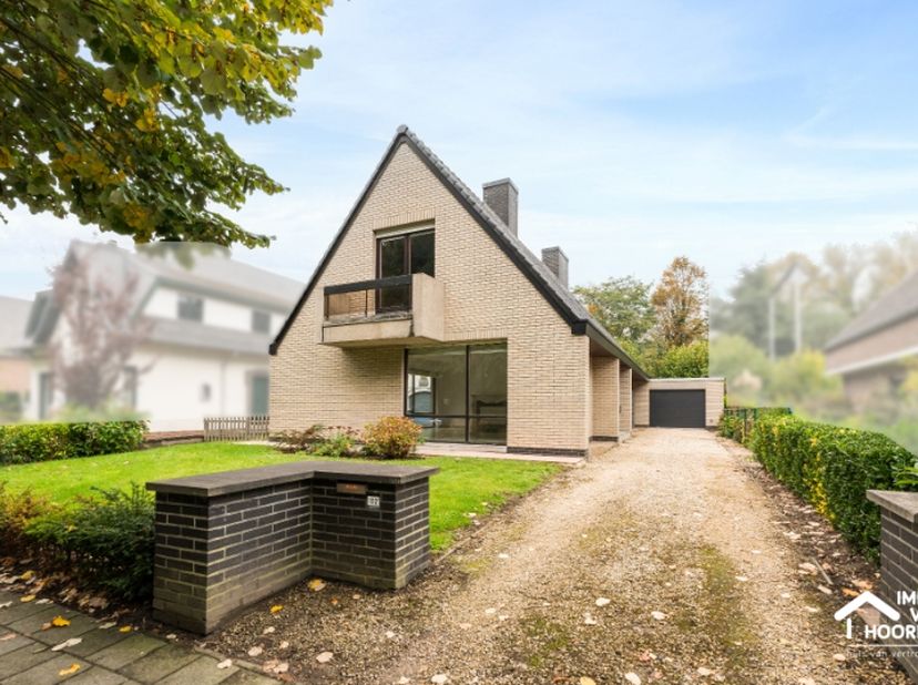 Huis te koop in Nijverheidstraat 102,
                    9160 Lokeren