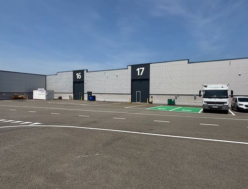                                         Commercieel Gebouw te huur in Aartselaar, € 9.504

