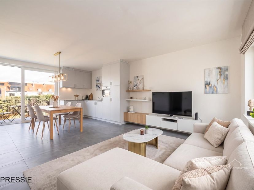 Nieuwbouw appartement met ruim terras in Mortsel<br />
 <br />
In een rustige en vlot bereikbare omgeving in Mortsel bevindt zich dit energiezuinige