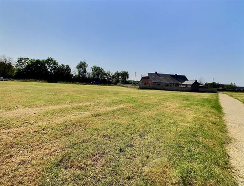                                         Grond te koop in Seloignes, € 42.500
