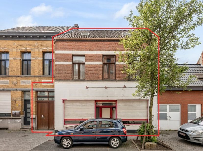 Bien professionnel à vendre
                    à 2530 Boechout
