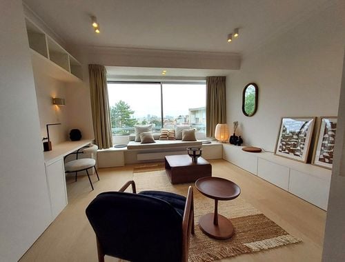                                         Studio te huur in Ukkel, € 1.100
