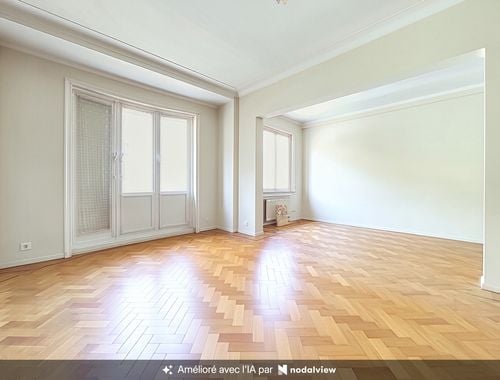                                         Appartement te koop in Elsene, € 395.000
