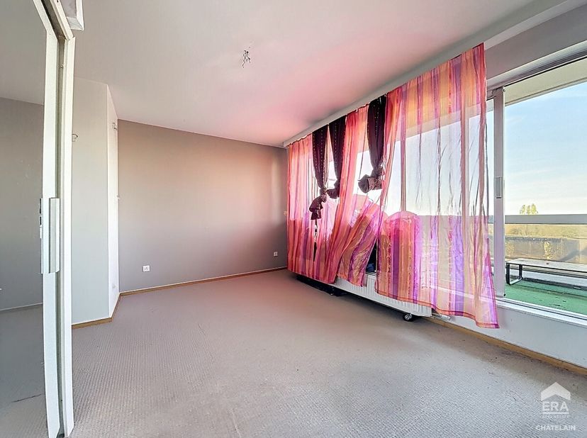 [[ DIT PAND NEEMT DEEL AAN DE ERA OPEN HUIZEN DAG OP 13/6 VAN 14:30 TOT 15:30 ]] Evere  studio met terras en kelder te koopIdeaal gelegen zal deze te