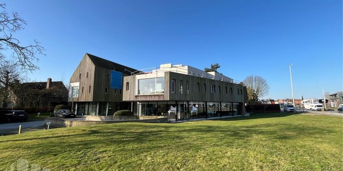 Bedrijfsvastgoed te huur in Pieter Van Reysschootlaan 2, 9051 Sint-Denijs-Westrem