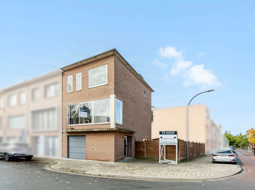 Huis te koop in ,
                    2660 Hoboken
