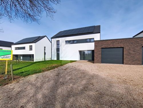                                         Woning te koop in Elsenborn, € 410.207
