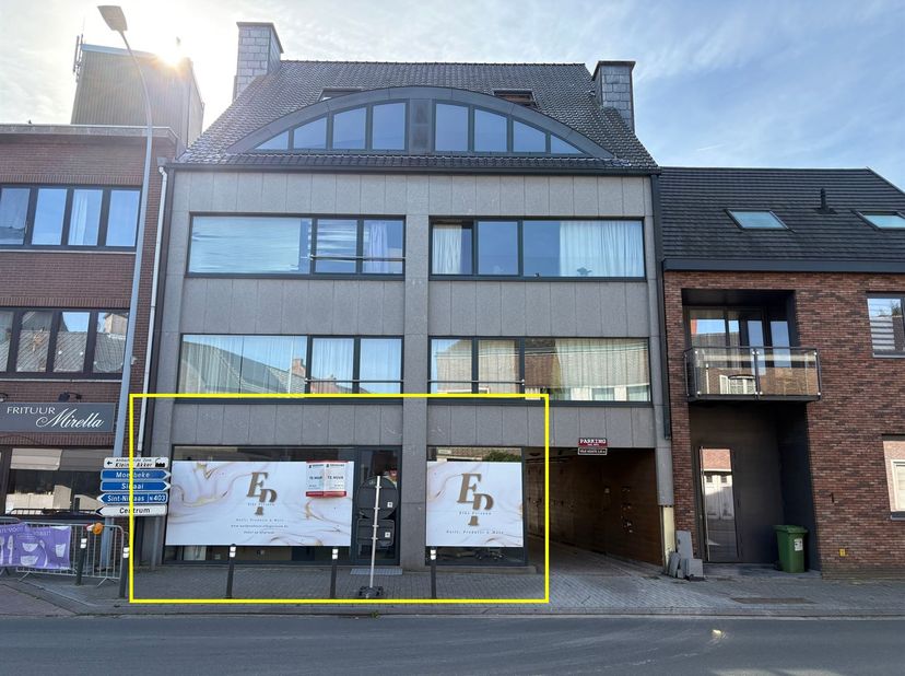 Bedrijfsvastgoed te huur in Dorpsstraat 133,
                    9190 Stekene