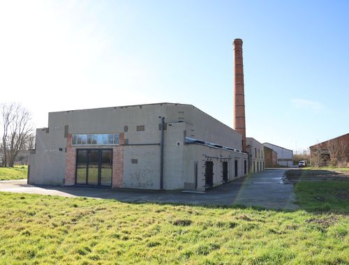                                         Complexe spécial à vendre à Kuurne, € 800.000
