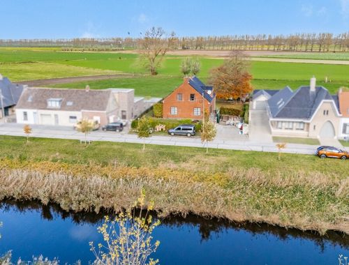                                         Villa à vendre à Sint-Laureins, € 550.000

