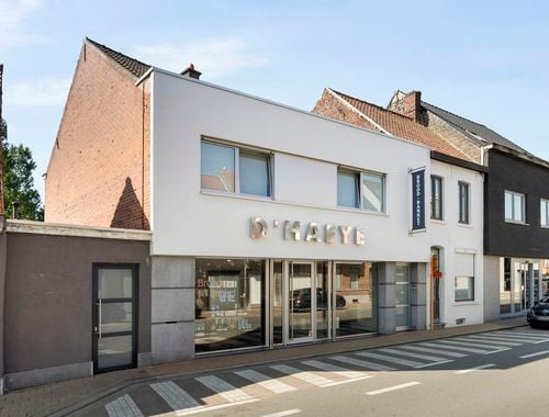                                         Usage mixte à vendre à Meulebeke, € 495.000
