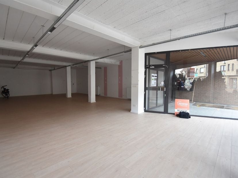 Bedrijfsvastgoed te koop in Vredelaan 28,
                    3530 Houthalen