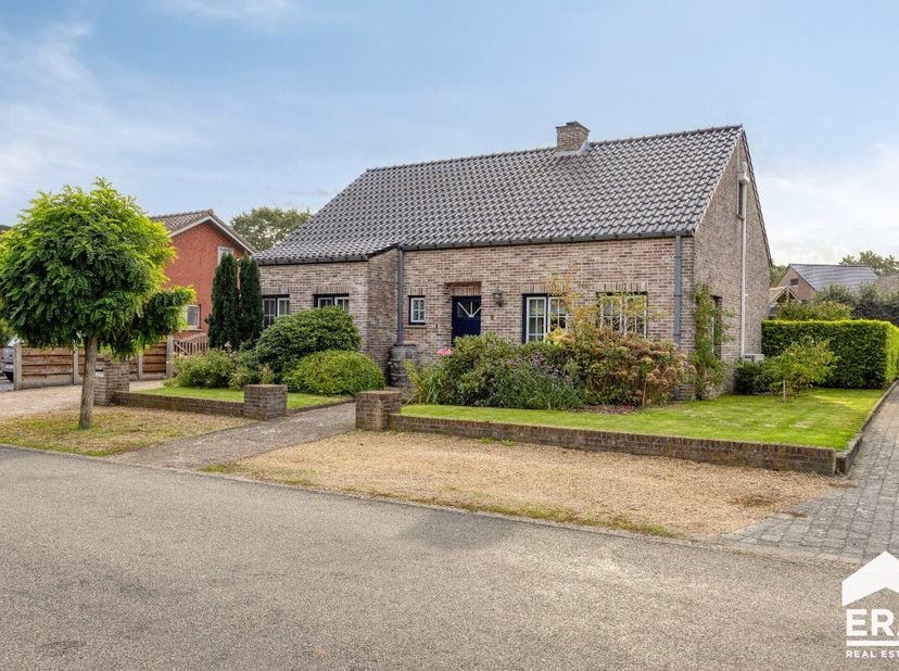 Huis te koop in Sint-Ritastraat 9,
                    3920 Lommel