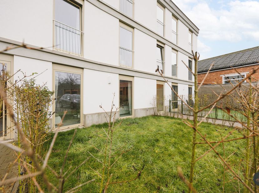 Ontdek dit prachtige nieuwbouwappartement in het project De Nieuwe Pastorij, centraal gelegen in het charmante Booischot. <br />
Met een bewoonbare op