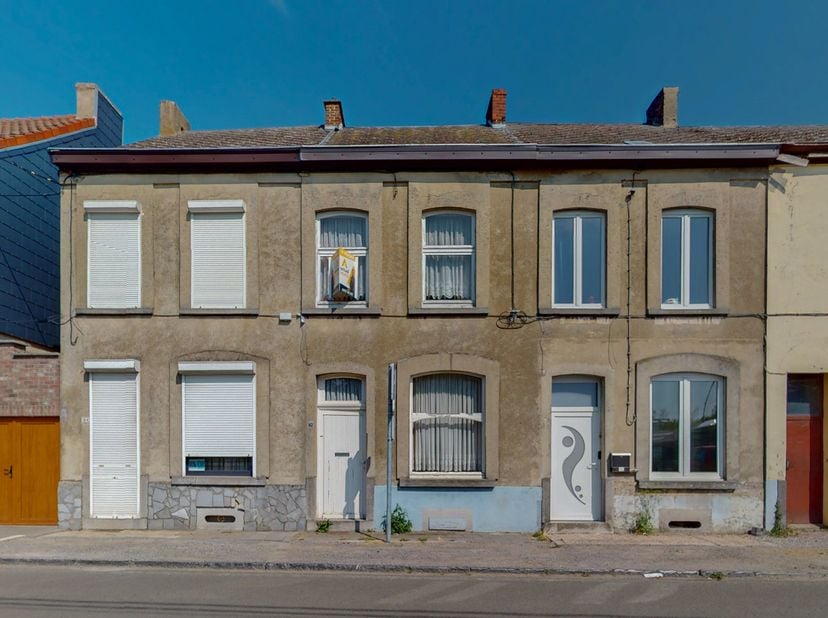 Huis te koop
                    in 6180 Courcelles