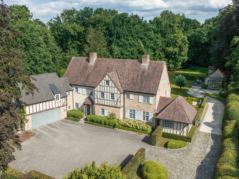 Huis te koop in Paradijs 33,
                    2360 Oud-Turnhout