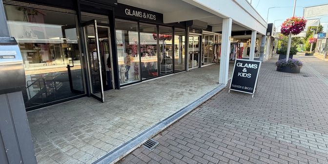 Bien professionnel à vendre à Winkelstraat 9, 3620 Lanaken