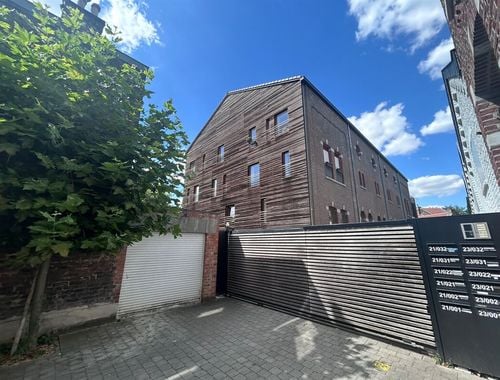                                         Appartement te huur in Grivegnée, € 950
