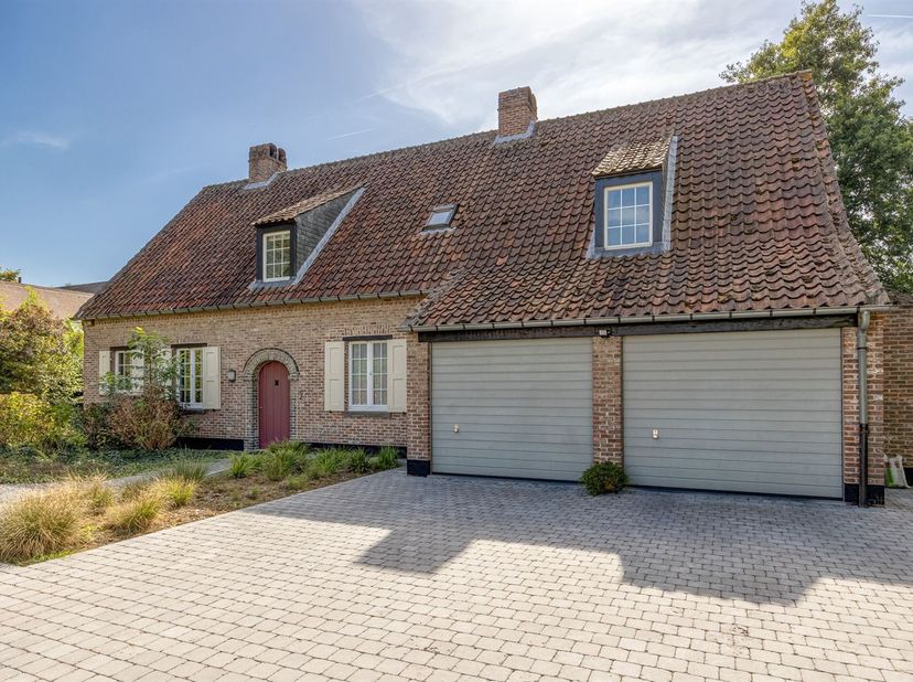 Huis te koop in Peerlaarstraat 19,
                    2820 Rijmenam