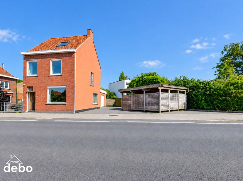 Huis te koop in Izegemsestraat 120 bus a,
                    8880 Ledegem