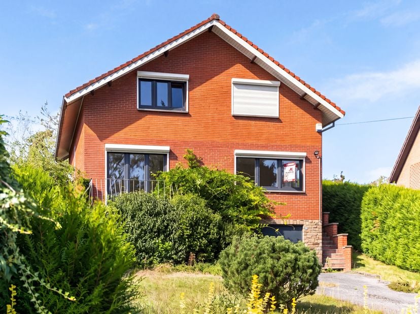 Huis te koop in Rue du Trieu du Charnoy 68,
                    6280 Gerpinnes