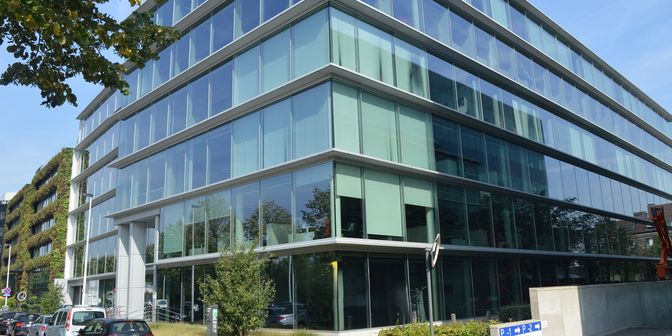 Bedrijfsvastgoed te huur in Uitbreidingstraat 72, 2600 Berchem