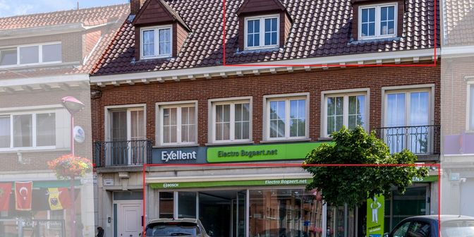 Bien professionnel à vendre à Markt 52, 9240 Zele