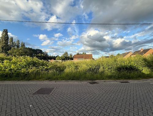                                         Bouwgrond te koop in Olen, € 155.000
