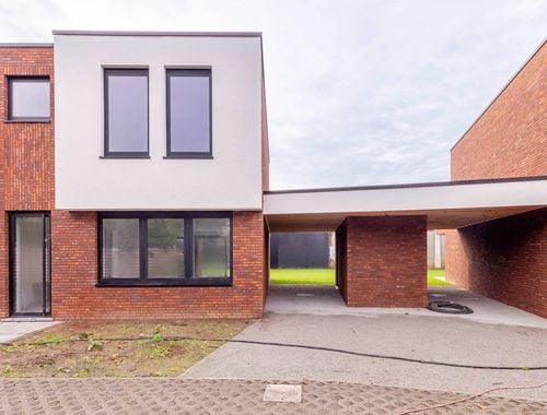                                         Maison à vendre à Nijlen, € 360.000
