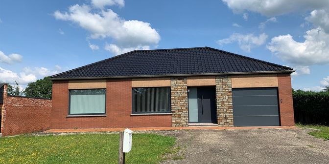 Huis te koop in Steenweg Op Leopoldsburg 98, 2490 Balen
