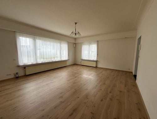                                         Gelijkvloers app. te koop in Brasschaat, € 265.000
