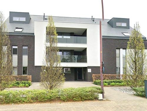                                         Appartement à louer à Westmeerbeek, € 990
