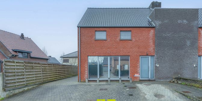 Bedrijfsvastgoed te koop in 3670 Meeuwen