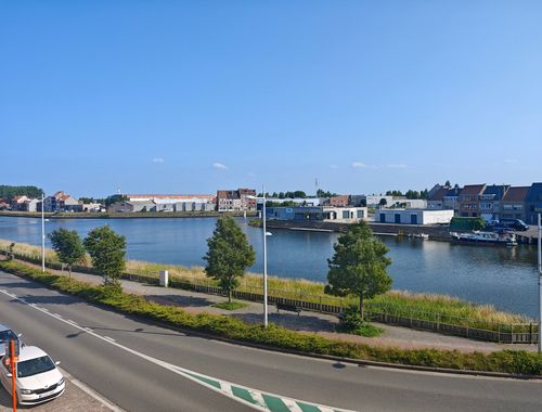                                         Appartement te koop in Bredene, € 400.000
