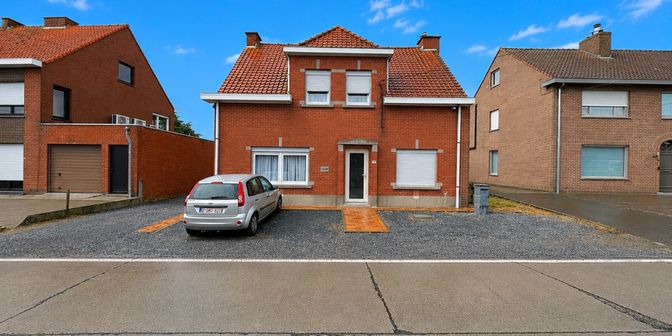 Huis te koop in Ieperseaardeweg 27, 8800 Roeselare