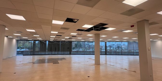 Bedrijfsvastgoed te huur in Kortrijksesteenweg 1093, 9051 Sint-Denijs-Westrem