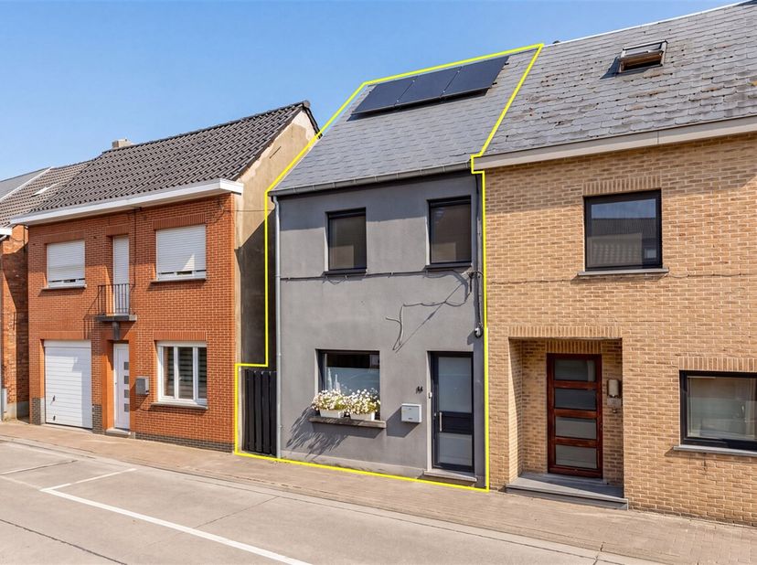 Maison à vendre
                    à 9260 Schellebelle