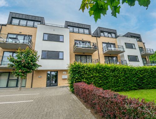                                         Appartement à vendre à Marcinelle, € 348.000
