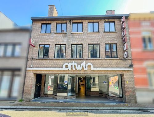                                         Immeuble d'appartements à vendre à Zottegem, € 749.000

