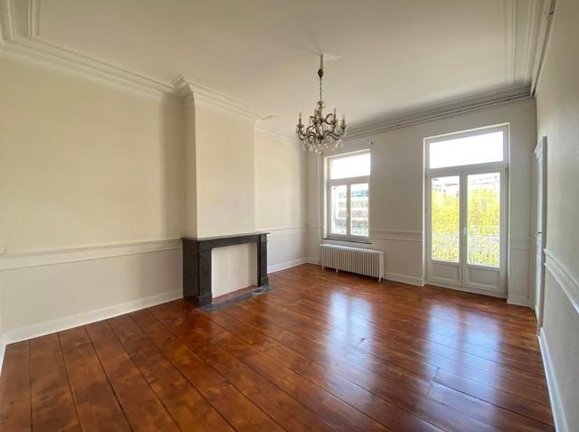 Appartement à louer à ,
                    1000 Bruxelles