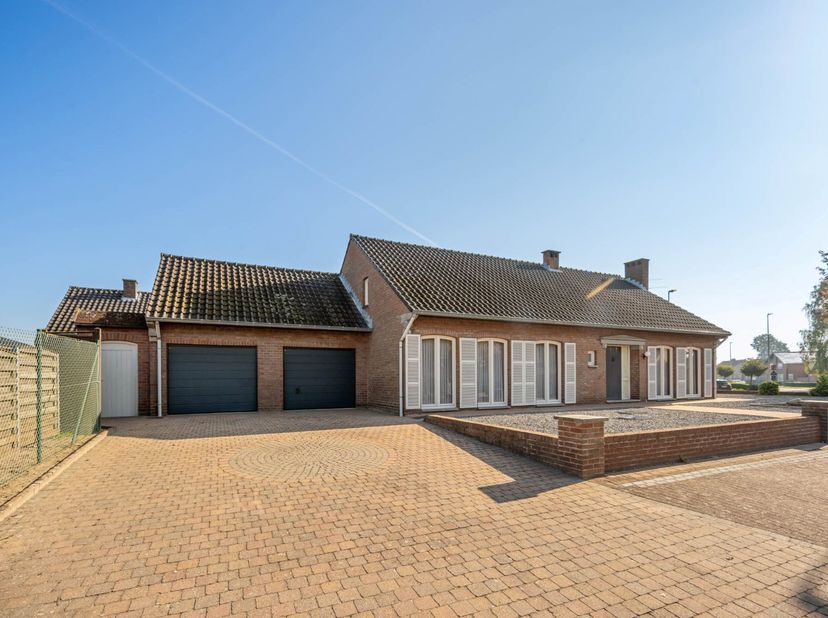 Huis te koop in Scheurestraat 2,
                    3640 Kinrooi