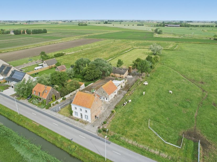 Huis te koop in Lampernissestraat 2,
                    8600 Diksmuide