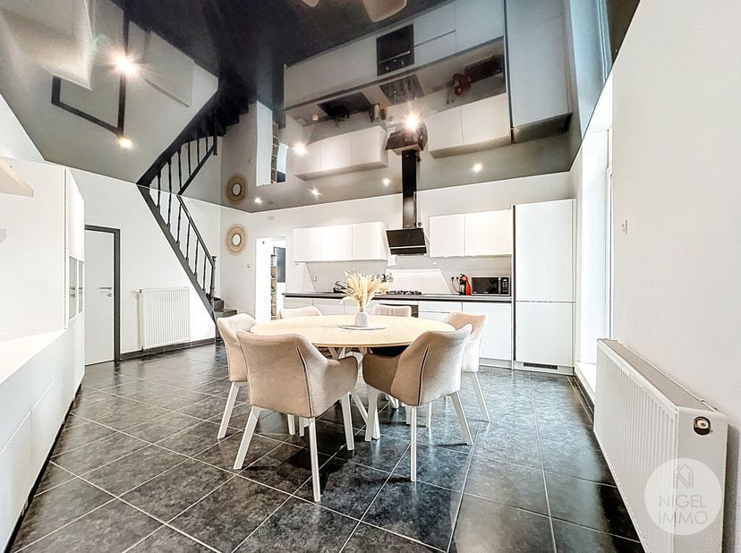 Maison à vendre à Rue Ferdinand Nicolay 311,
                    4420 Saint-Nicolas