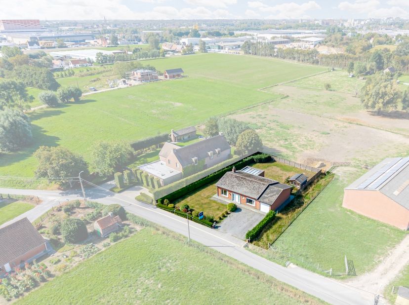 Huis te koop in Kleine Kachtemsestraat 7,
                    8800 Roeselare